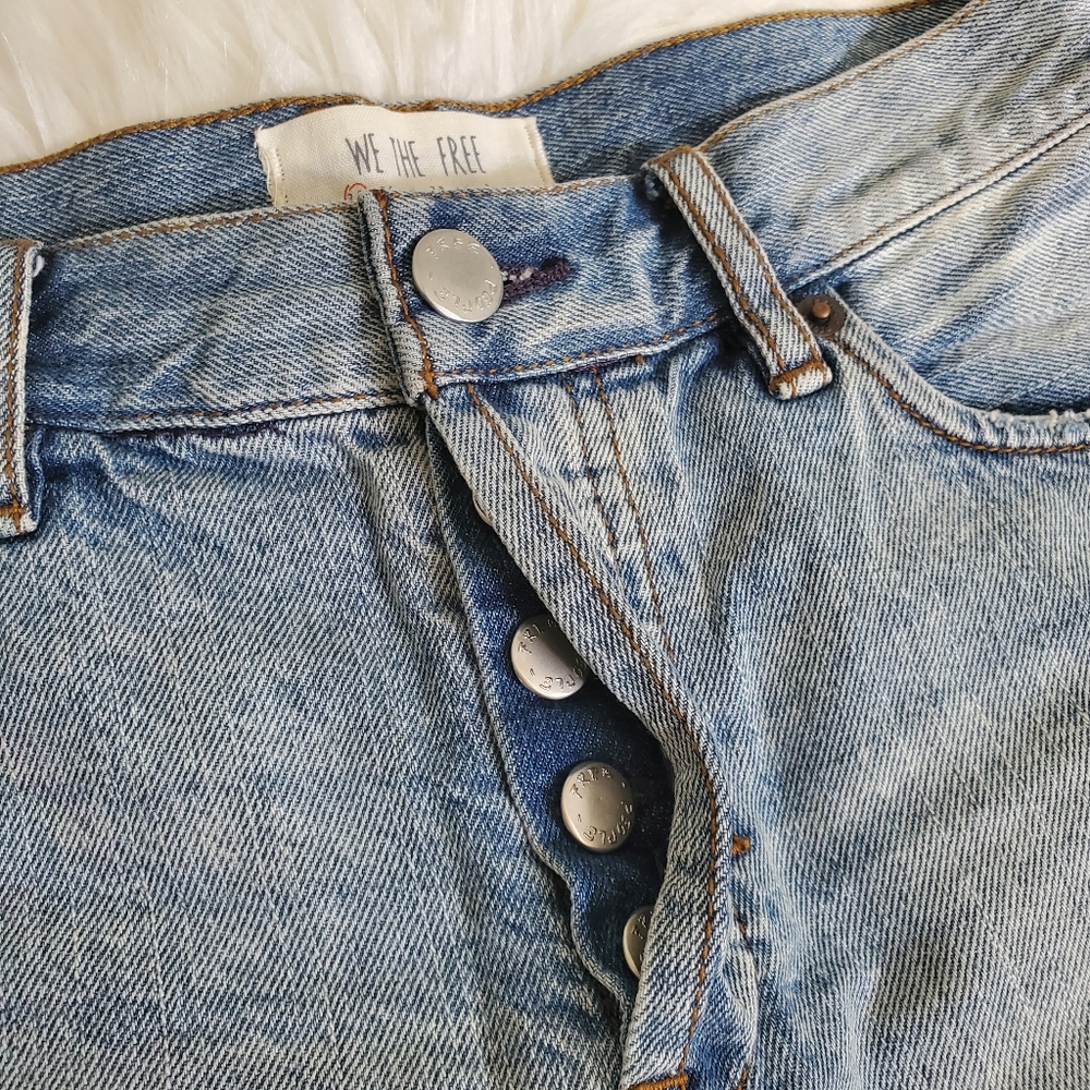 We The Free Denim Button Fly Shorts Cut off Distressed Size 25 - Picture 5 of 7